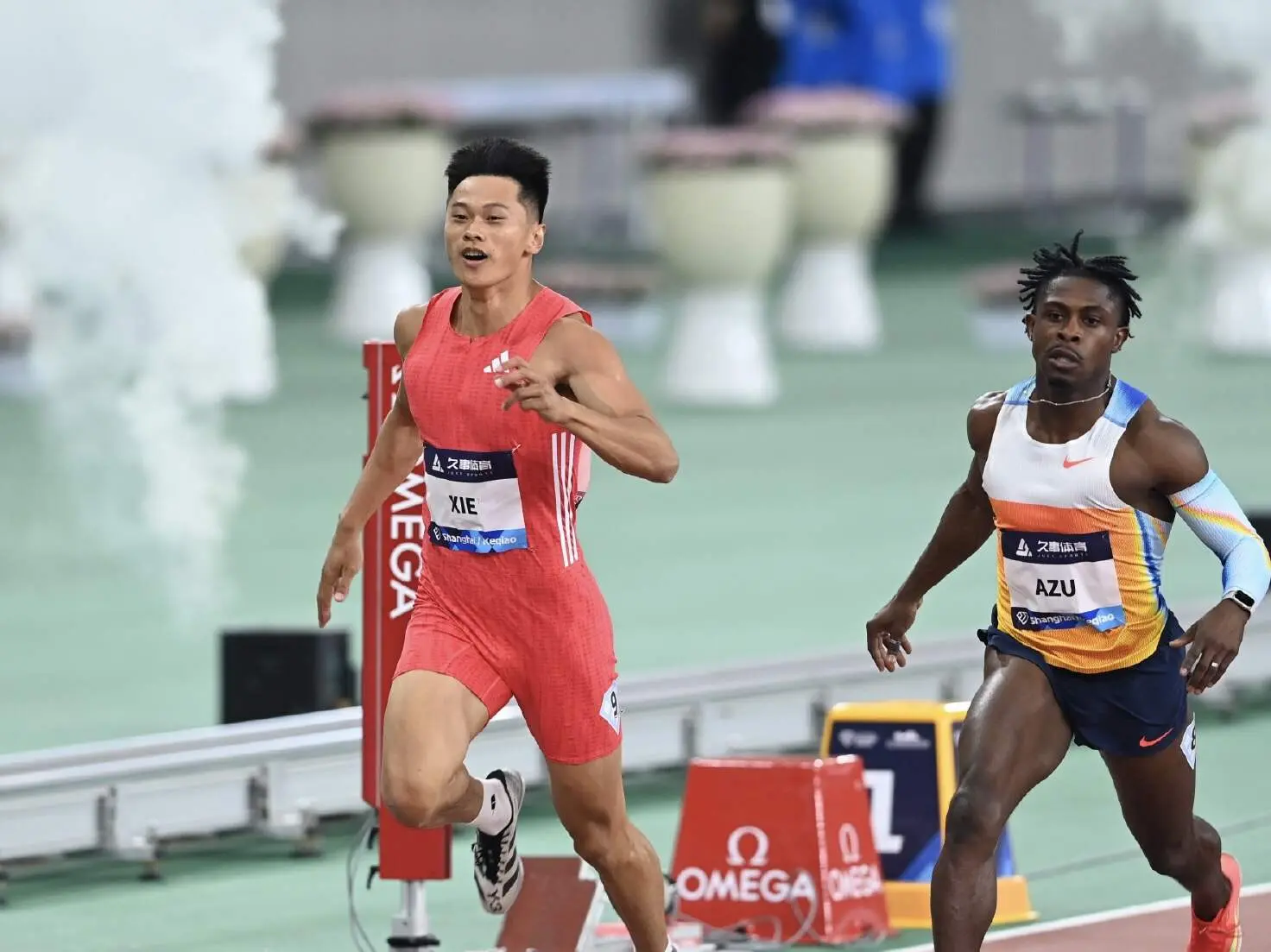 entit, 此外, 项目均取得